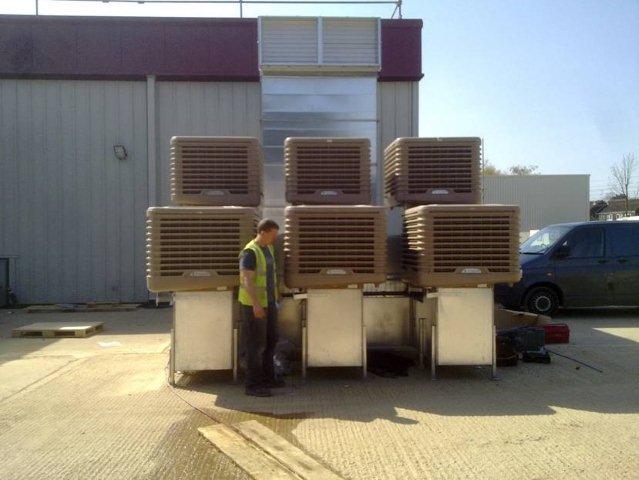 Single room 2024 evaporative cooler